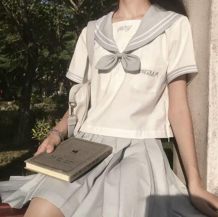 提防小手